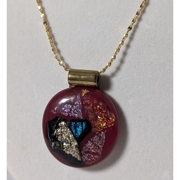 Wine color fused glass pendant and  23"GP chain.Bail is brass Artisan/Handmade - Picture 6 of 7